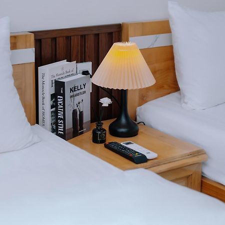 Cat Ba Rose Nhung Hotel Dong Khe Sau ภายนอก รูปภาพ